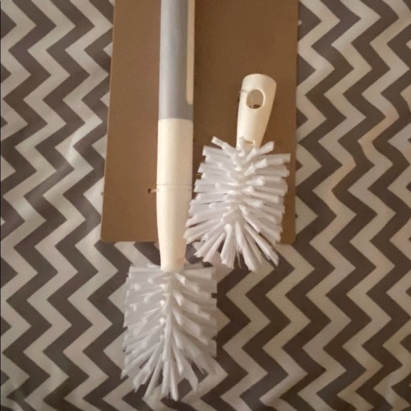 Rae Dunn Scrub Brush